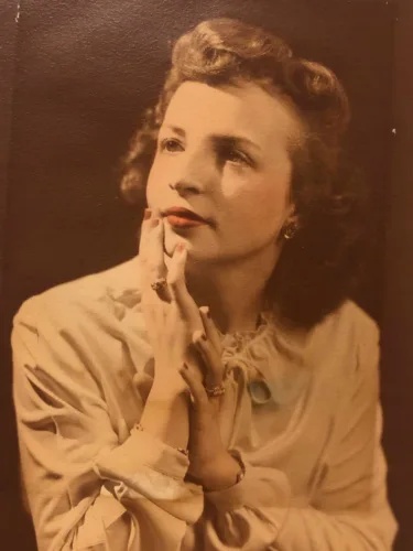 Marjorie Janice Hampton